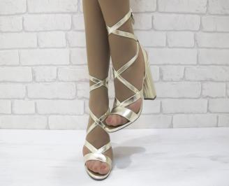 Дамски елегантни сандали  еко кожа  златисти