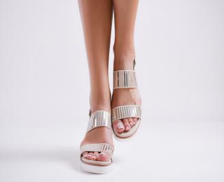 Дамски равни сандали  бежови