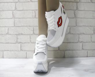 Дамски обувки на платформа текстил бели