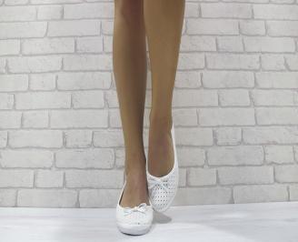 Дамски  обувки  бели еко кожа