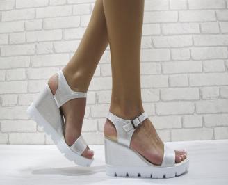 Дамски сандали на платформа еко кожа сребристи