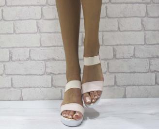 Дамски сандали на платформа еко кожа пудра
