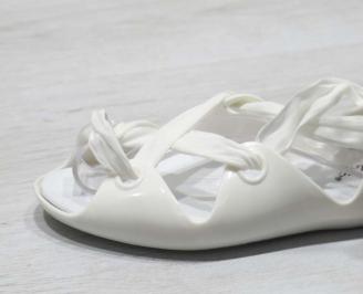 Дамски сандали бели