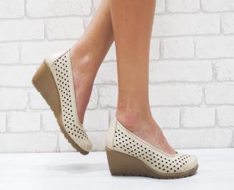 Дамски ежедневни обувки бежови естествена кожа