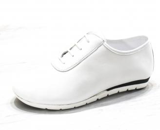 Дамски обувки Гигант равни естествена кожа бели