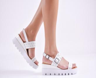 Дамски сандали на платформа естествена кожа бели