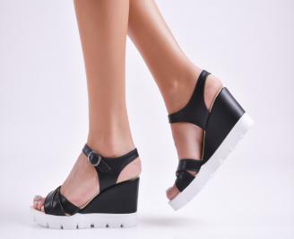 Дамски  сандали на платформа черни