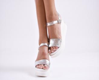 Дамски  сандали на платформа  естествена кожа сребристи