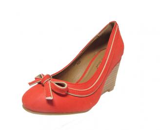 Дамски  обувки  червени