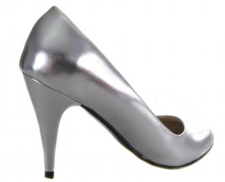 Дамски елегантни обувки сребристи еко кожа/лак 3